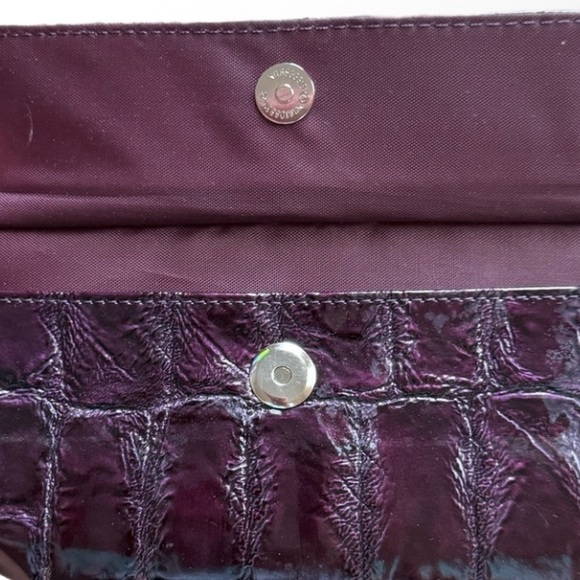 Elegant Purple Clutch New without tags Beautiful Condition Big Wallet/Clutch - Picture 3 of 6